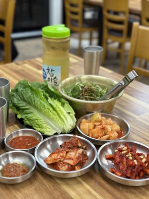 Myung Ga Haejangguk by null