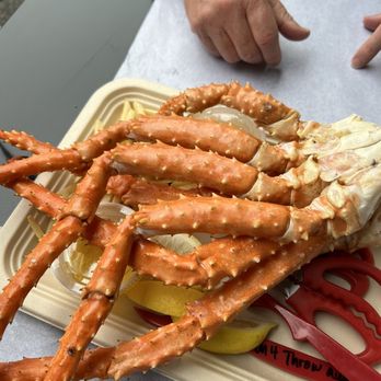 Sitka's Burger & Crab Shack - Great legs! - Seafood Near Me - Sitka, Alaska