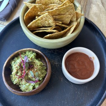Oaxaca - Chips and guacamole - Mexican Near Me - Sacramento, California