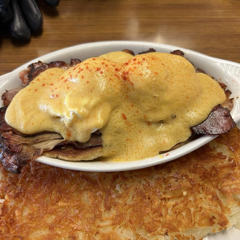 Voula's Offshore Cafe - Pinata Benedict - Breakfast & Brunch Near Me - Seattle, Washington Voula's Offshore Cafe - Pinata Benedict - Breakfast & Brunch Near Me - Seattle, Washington