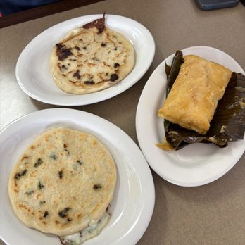 Cuscatlan Salvadorean Cuisine - Papusa! I tried the Jalapeño y Queso one (bottom) and was so good! - Salvadoran Near Me - San Diego, California Cuscatlan Salvadorean Cuisine - Papusa! I tried the Jalapeño y Queso one (bottom) and was so good! - Salvadoran Near Me - San Diego, California