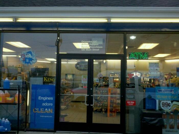 KINGSTON MART Updated August 2024 130 Main St, Kingston