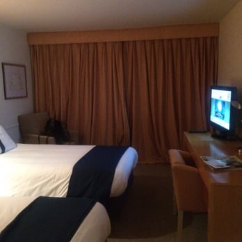 Holiday Inn - Twin beds - Hotels Near Me - Coventry, XWM
