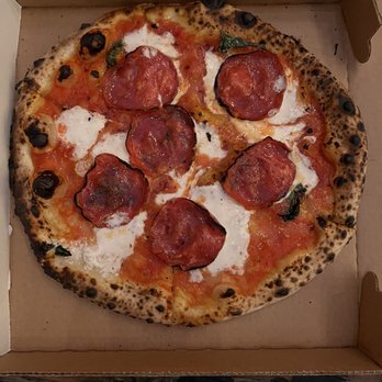 Roberta's - Pizza- pretty good but I've had better - Pizza Near Me - Brooklyn, New York