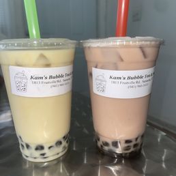 Green tea milk tea w/boba & strawberry milk tea w/boba Green tea milk tea w/boba & strawberry milk tea w/boba