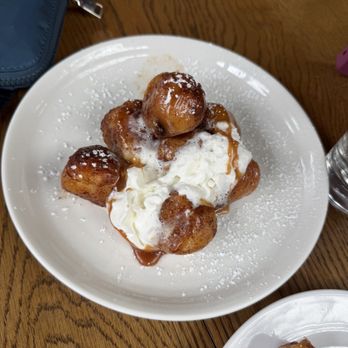 Merriment Social - cookie dough monkey bread - New American Near Me - Milwaukee, Wisconsin