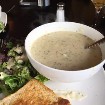 Süp - Clam chowder and the grilled chz with prosciutto, sofa king good! - Sandwiches Near Me - Reno, Nevada Süp - Clam chowder and the grilled chz with prosciutto, sofa king good! - Sandwiches Near Me - Reno, Nevada