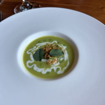610 Magnolia - Pea veloute with scallop - Southern Near Me - Louisville, Kentucky