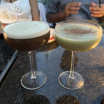 Maxwells Trading - The grasshopper cocktail - New American Near Me - Chicago, Illinois