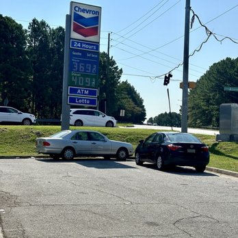 Chevron - 8/11/24 - Gas Stations Near Me - College Park, Georgia Chevron - 8/11/24 - Gas Stations Near Me - College Park, Georgia