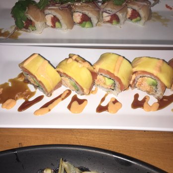 Sushiholic - Sushi Bars Near Me - La Mirada, California