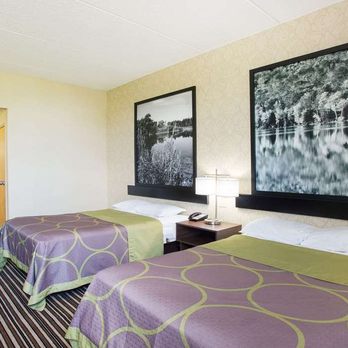 Super 8 by Wyndham Plattsburgh - Guest room - Hotels Near Me - Plattsburgh, New York Super 8 by Wyndham Plattsburgh - Guest room - Hotels Near Me - Plattsburgh, New York