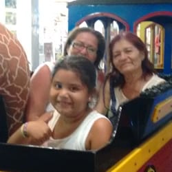 Expresso Mágico - Como diceeee si capitán estamos listos no los escucho si capitán estamos listos huuuuu!!!! Jeee  abuela,hija y nieta abordo