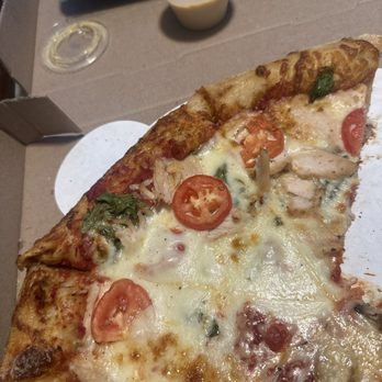 Mellow Mushroom - Midlothian - Pizza Near Me - Midlothian, Virginia