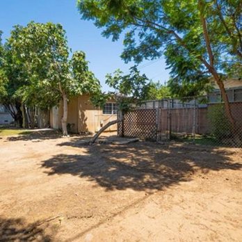 Beachside Junk Removal and Hauling - Drive way after photo - Demolition Services Near Me