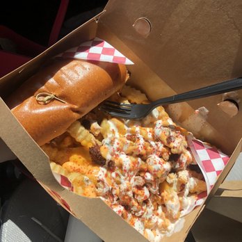 Cluckin Bun - Chicken Shop Near Me - Cathedral City, California