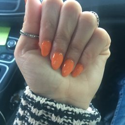 My new nail place!!