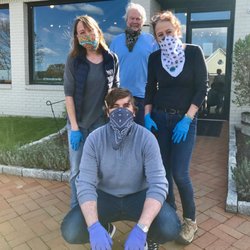 Cellar XV Wine Market - Our fabulous Cellar XV Wine Market Covid-19 Quaran-TEAM!