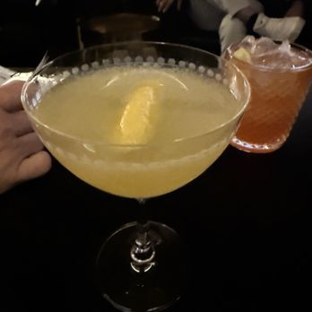 Bar Ginza - Bees knees - Cocktail Bars Near Me - Las Vegas, Nevada Bar Ginza - Bees knees - Cocktail Bars Near Me - Las Vegas, Nevada