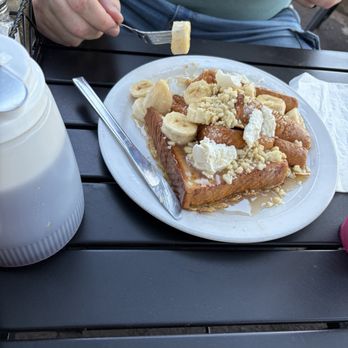 Kihei Caffe - Macadamia Banana French Toast - Desserts Near Me - Kihei, Hawaii Kihei Caffe - Macadamia Banana French Toast - Desserts Near Me - Kihei, Hawaii