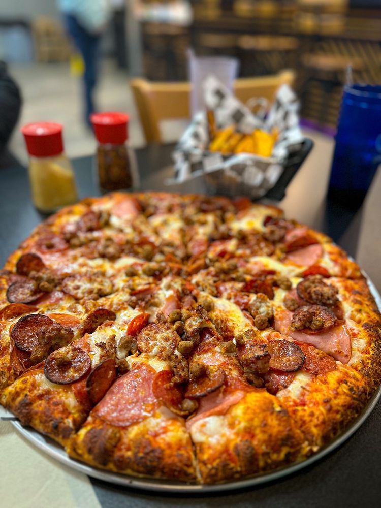 Social spots from Pizz-a-Perfection