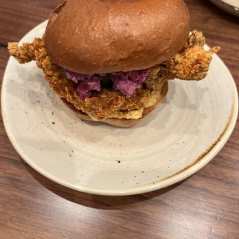 Joyce - Nashville chicken sandwich - Southern Near Me - Los Angeles, California Joyce - Nashville chicken sandwich - Southern Near Me - Los Angeles, California