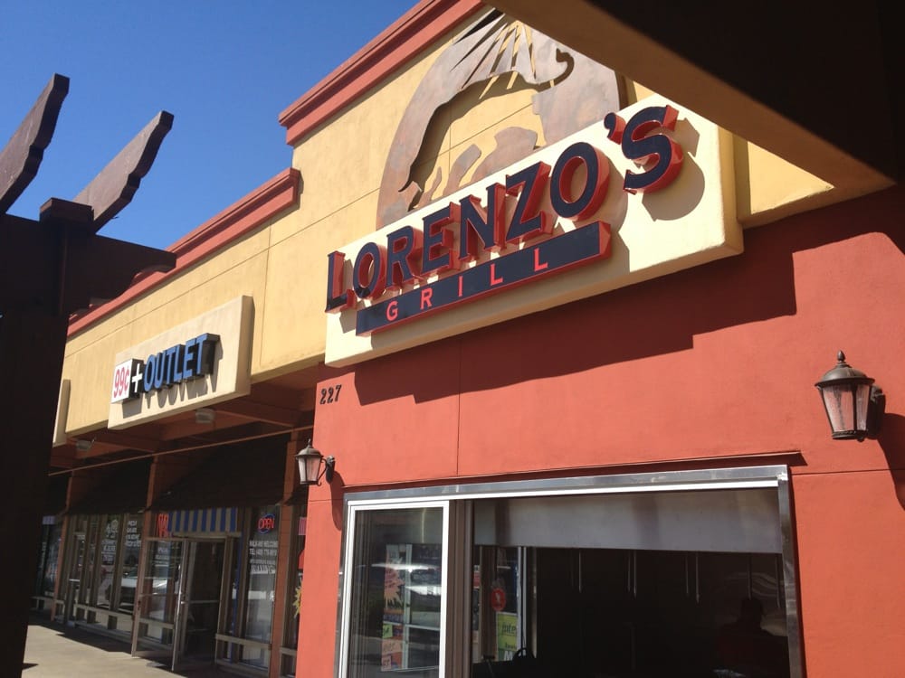 Lorenzo's Grill Logo