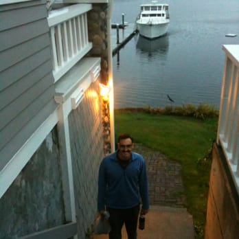 Waterfront Inn - Walking down to our room on the lake - Hotels Near Me - Gig Harbor, Washington