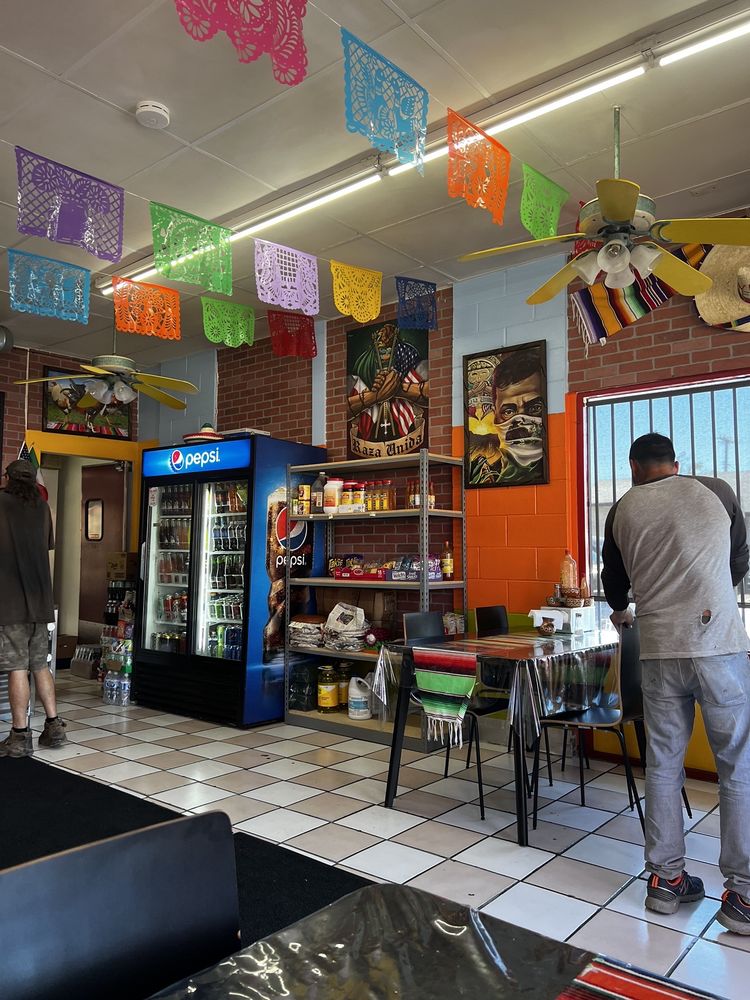Taqueria Mi Raza