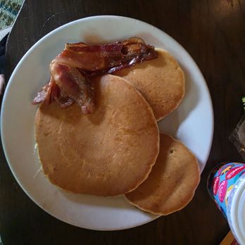 Kona Cafe - Kids pancakes - Sushi Bars Near Me - Lake Buena Vista, Florida
