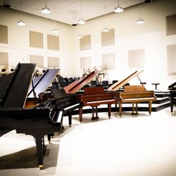 Maus Piano & Organ
