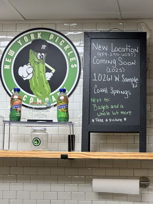 New York Pickles & Company by null