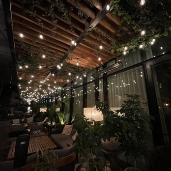Aba - Mediterranean Near Me - Austin, Texas