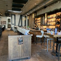 940's Kitchen & Cocktails