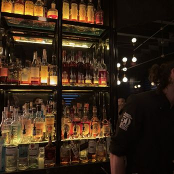Cloakroom Bar - Cocktail Bars Near Me - Montreal, Quebec
