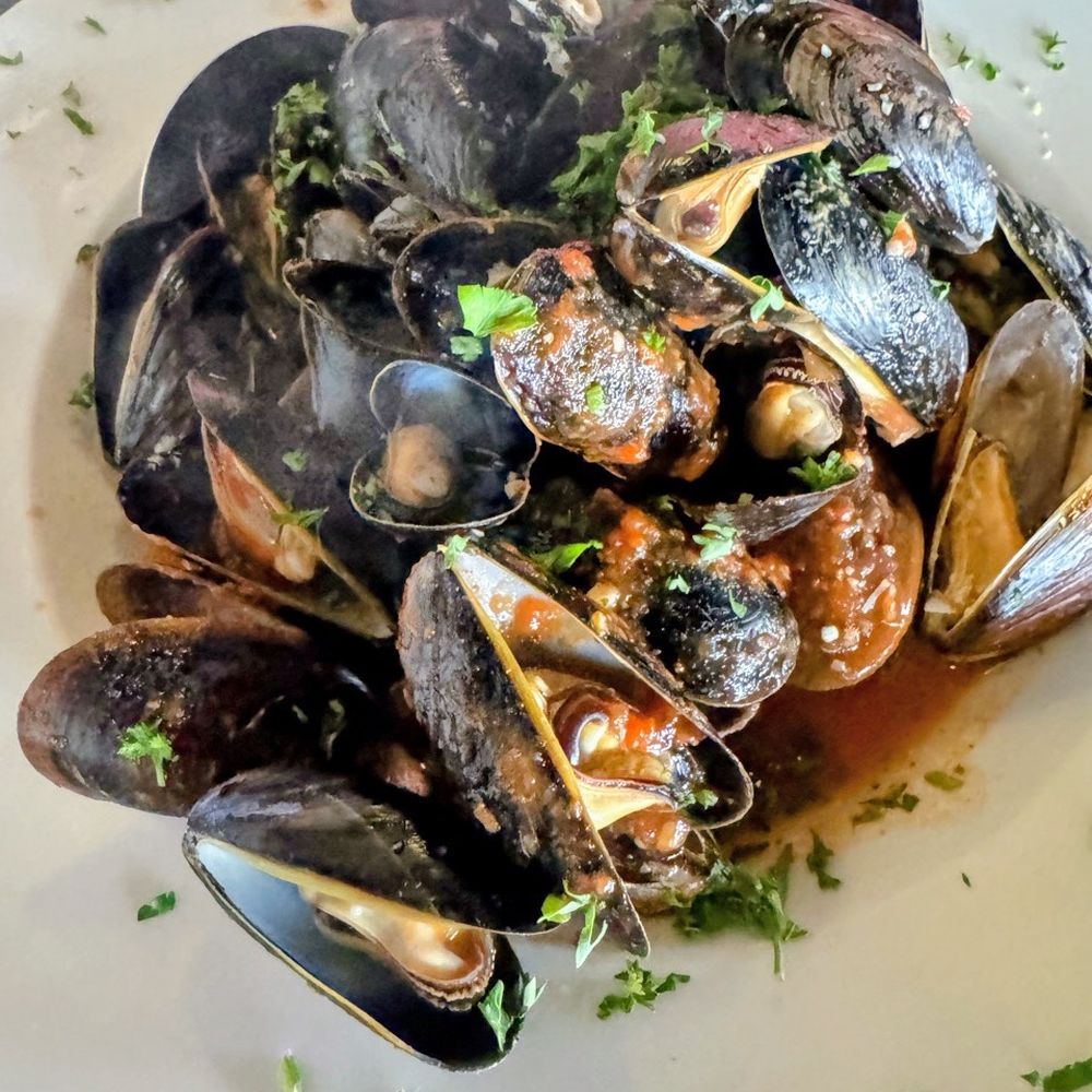 Bistro Le Bliss - Mussels - French Near Me - West Bloomfield, Michigan