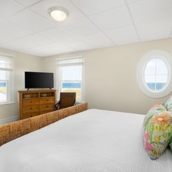 Gull Motel - Inn building ocean view room