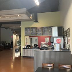 Primavera Pizza & Grill - Front entrance