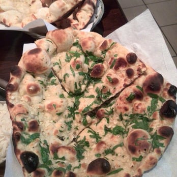 Raja Monkey - Garlic and coriander naan - Food Delivery Services Near Me - Birmingham, XWM