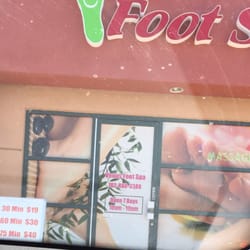 Venus Foot Spa - This is the front of the place and its pricing