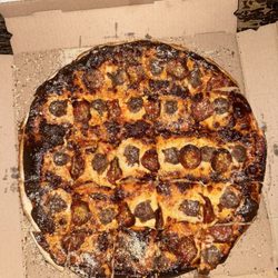 BJ's Bar and Restaurant - Pepperoni thin crust pizza