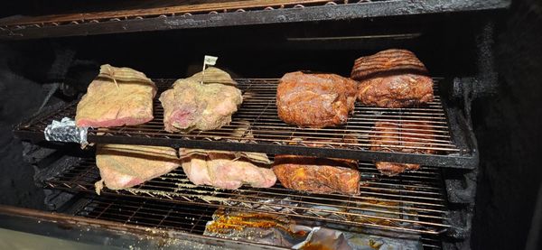 Smoqued California BBQ by null