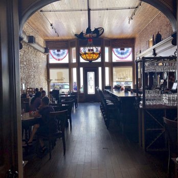 Farina's Winery & Cafe - Cafes Near Me - Granbury, Texas Farina's Winery & Cafe - Cafes Near Me - Granbury, Texas