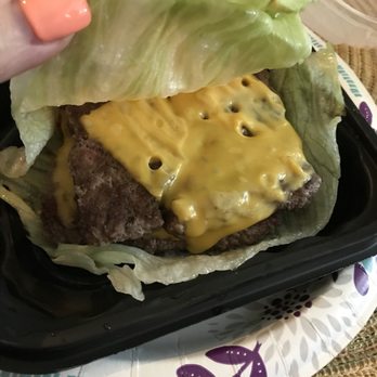 Wendy's - Where's the tomato, onion and pickles? - Burgers Near Me - Milwaukie, Oregon Wendy's - Where's the tomato, onion and pickles? - Burgers Near Me - Milwaukie, Oregon