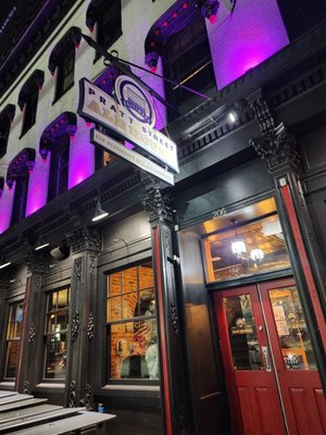 Pratt Street Ale House by null
