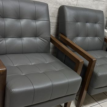 CT Dental Group - The comfiest waiting room chairs - Dentists Near Me - San Francisco, California CT Dental Group - The comfiest waiting room chairs - Dentists Near Me - San Francisco, California