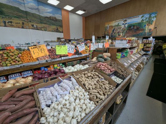 El Chico Produce by null