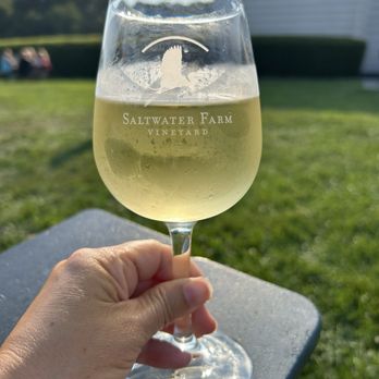 Saltwater Farm Vineyard - Chardonnay - Wineries Near Me - Stonington, Connecticut Saltwater Farm Vineyard - Chardonnay - Wineries Near Me - Stonington, Connecticut