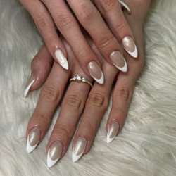 Gel X cat eye with Frenchie