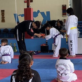 Kim's Tae Kwon Do - Taekwondo Near Me - Fontana, California